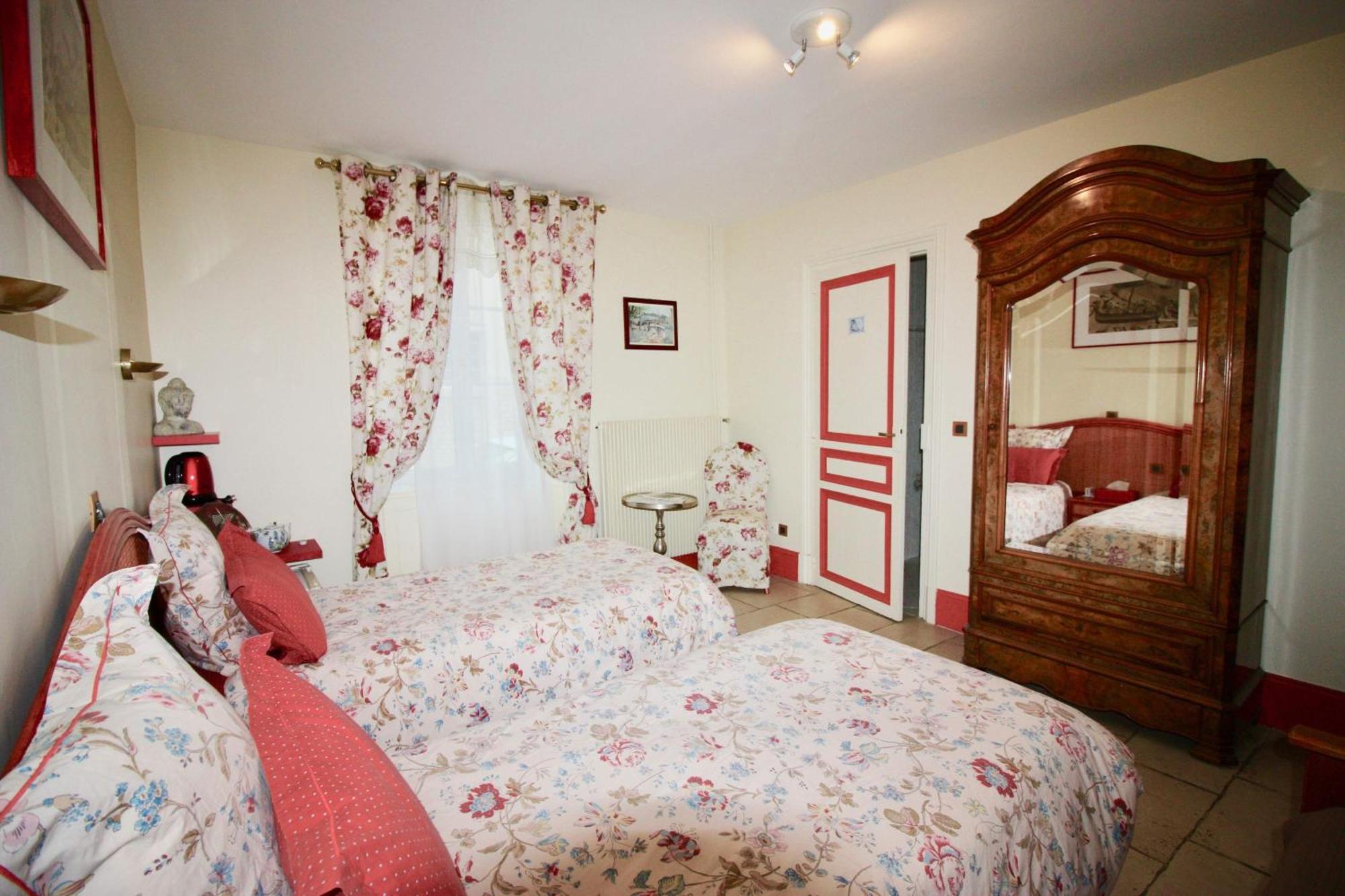 Aggarthi Bed And Breakfast Bayeux Szoba fotó