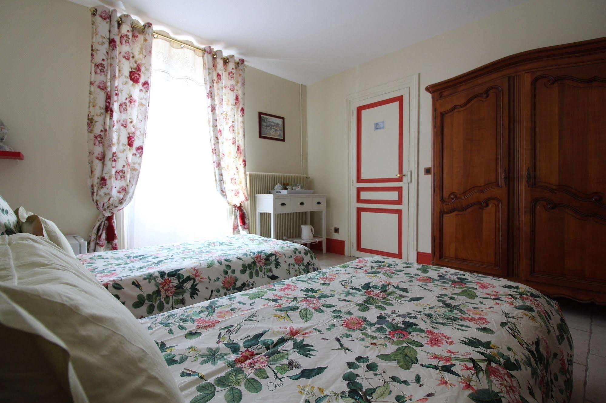 Aggarthi Bed And Breakfast Bayeux Kültér fotó